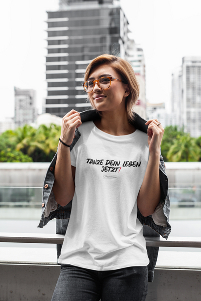 Minimalistische und hochwertige T-Shirts für minimalistische Damen Outfits