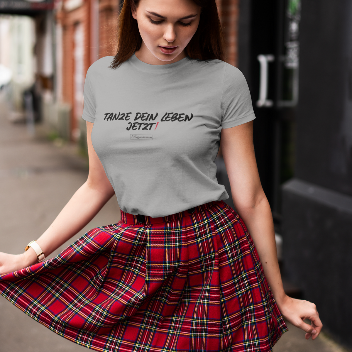 Tanze Dein Leben Tanz T-Shirt mit Spruch für Damen beim Training und Tanzkurs.