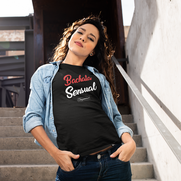 Bachata Sensual Party-Shirt Damen als besondere Geschenkidee für tanzbegeisterte Frauen.